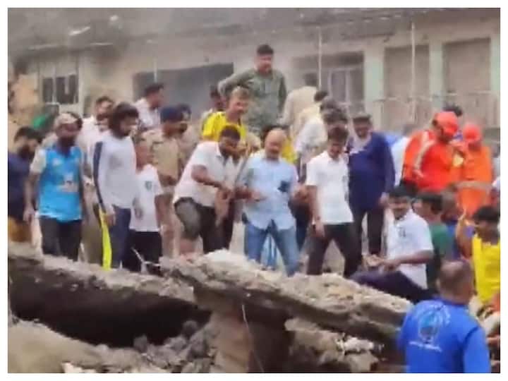 4 Dead In Junagadh Building Collapse, Gujarat CM Announces Ex Gratia 4 Dead In Junagadh Building Collapse, Gujarat CM Announces Ex Gratia. Rescue Ops Continue