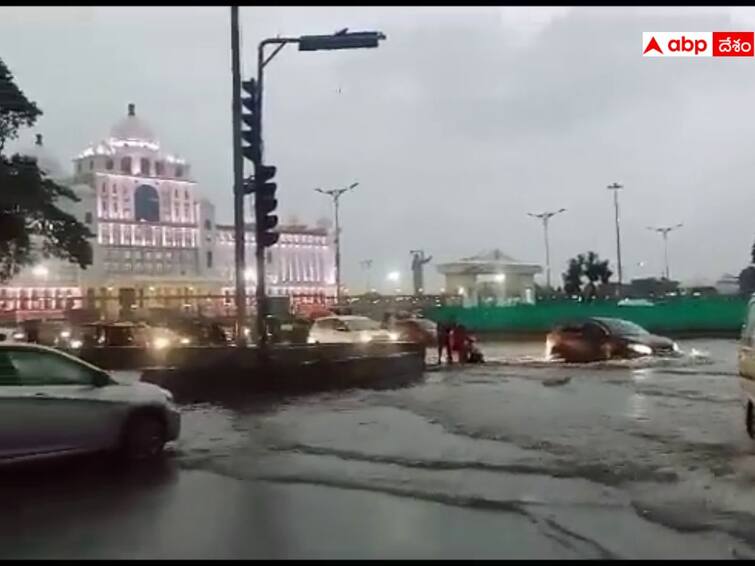 Hyderabad Rains Alert: Do not come out of homes in GHMC, DRF warns people Hyderabad Rains: మరో 3 రోజులు కుండపోతే- అత్యవసరమైతే తప్ప ఇళ్లనుంచి బయటకు రావొద్దు: డీఆర్‌ఎఫ్‌ అలర్ట్