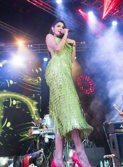 Andrea Jeremiah : சேலத்தில் குரலழகி..ஆண்ட்ரியாவின் பளபளக்கும் கான்சர்ட் க்ளிக்ஸ்!