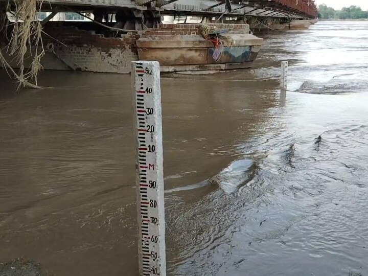 Delhi Flood Yamuna River News: फिर बढ़ा यमुना का जल स्तर, बाढ़ की आशंका, प्रशासन ने लोगों से की ये अपील 