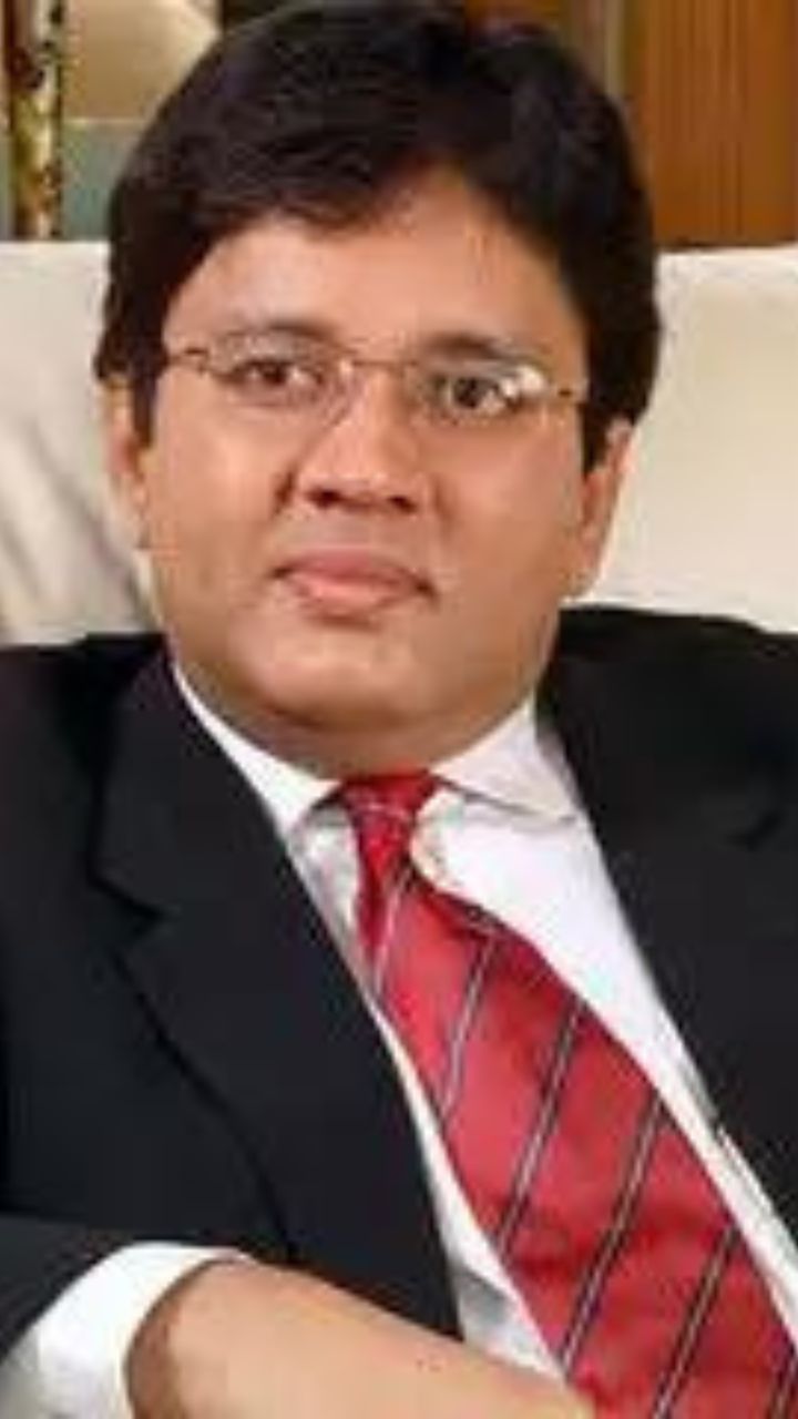 எந்திரன் 2010ஆம் ஆண்டு வெளியானது
