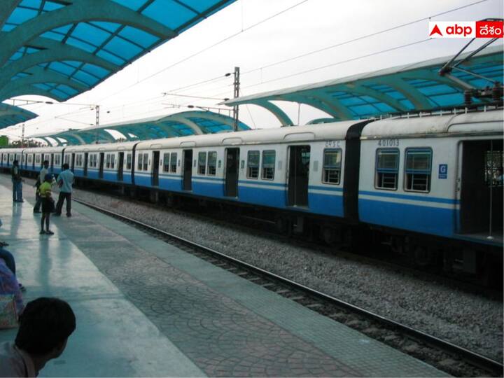 Hyderabad Two Local trains faceoff same line at Malakpet Railway station Hyderabad: హైదరాబాద్‌లో ఒకే ట్రాక్ మీదకు రెండు రైళ్లంటూ ప్రచారం - ఖండించిన దక్షిణ మధ్య రైల్వే