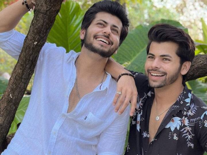 Siddharth Nigam brother Abhishek in hospital actor requests pray for recovery हॉस्पिटल में एडमिट Abhishek Nigam, भाई सिद्धार्थ ने दिया हेल्थ अपडेट, फैंस से की ये रिक्वेस्ट