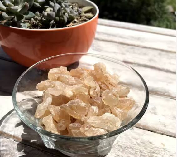 ब्रेस्ट मिल्क बढ़ाने के लिए खाने में शामिल करें ये चीजें... फायदा होगा