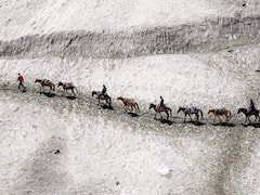Amarnath Yatra: Fresh Batch Of Over 3,800 Pilgrims Leave Jammu For Cave Shrine Amid Tight Security