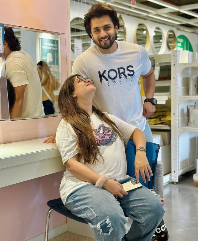 शोएब इब्राहिम ने भी अपनी पत्नी दीपिका कक्कड़ की प्रेग्नेंसी के दौरान उनका पूरा ख्याल रखा. उन्होंने दीपिका की पूरी सेवा की यहां तक कि उन्होंने एक्ट्रेस के लिए खाना भी बनाया था.