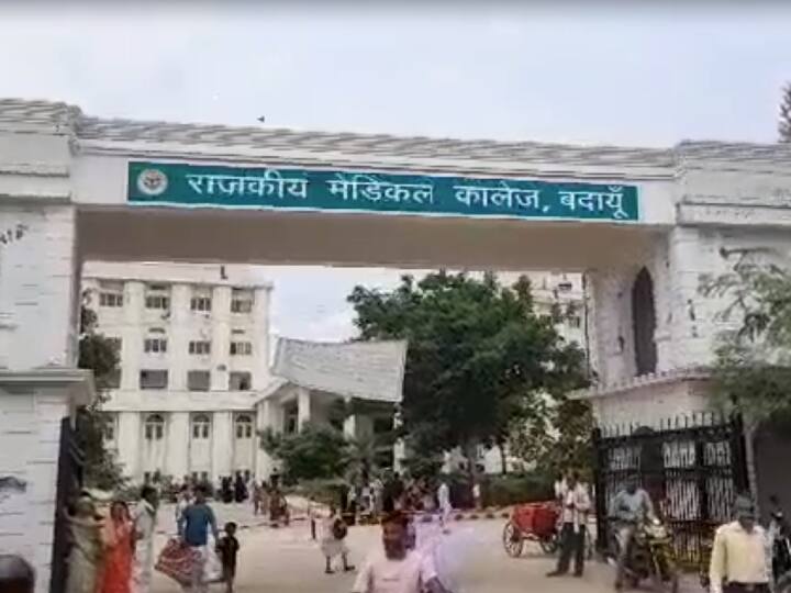 Badaun medical college big negligence rat gnaws feet of patient admitted in SICU ann Badaun News: बदायूं में मेडिकल कॉलेज में बड़ी लापरवाही, एसआईसीयू में भर्ती मरीज के पैरों को चूहे ने कुतरा