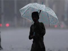 TN Rain Alert: வேலைக்கு கிளம்பீட்டீங்களா? 10 மணி வரை 15 மாவட்டங்களில் மழை இருக்கு மக்களே.. எந்தெந்த மாவட்டங்களில்? மழை நிலவரம் இதோ..