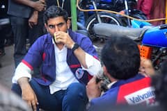 Nara Lokesh: మెకానిక్ అవతారమెత్తిన లోకేష్, చిట్‌చాట్ లో ఆసక్తికర విషయాలు చెప్పిన యువనేత
