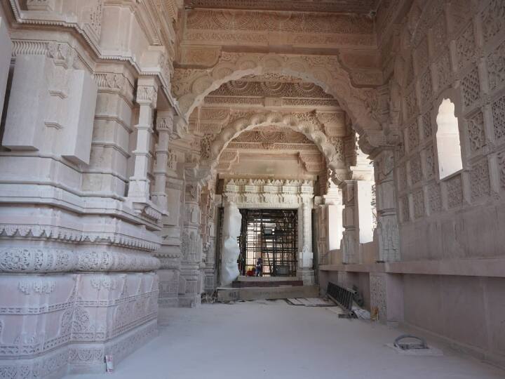 Ayodhya News: रामलला की प्राण प्रतिष्ठा के लिए प्रधानमंत्री नरेंद्र मोदी को भेजा गया न्योता, जानें- कब होगा कार्यक्रम? Ayodhya ramlala pran pratishtha invitation card has been sent to PM narendra modi Ayodhya News: रामलला की प्राण प्रतिष्ठा के लिए प्रधानमंत्री नरेंद्र मोदी को भेजा गया न्योता, जानें- कब होगा कार्यक्रम?