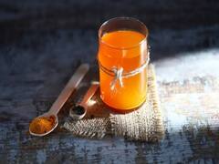 कई मर्ज की एक दवा है हल्दी वाला पानी, पीते ही भाग जाते हैं रोग, इससे बढ़िया इम्यूनिटी बूस्टर और कुछ नहीं