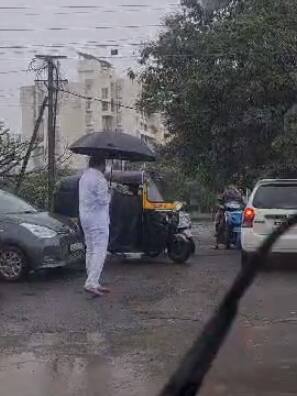 चांदेरे सध्या अजितदादा गटाचे माजी नगरसेवक आहेत.