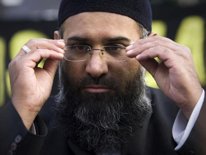 Who is Maulana Anjem Chowdhary of Britain who always spews venom against Hindus?