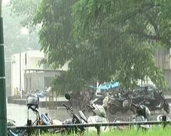 राजस्थान में मौसम विभाग ने जारी किया अलर्ट, इन इलाकों में हो सकती है बरसात, जानें अपने जिले का हाल