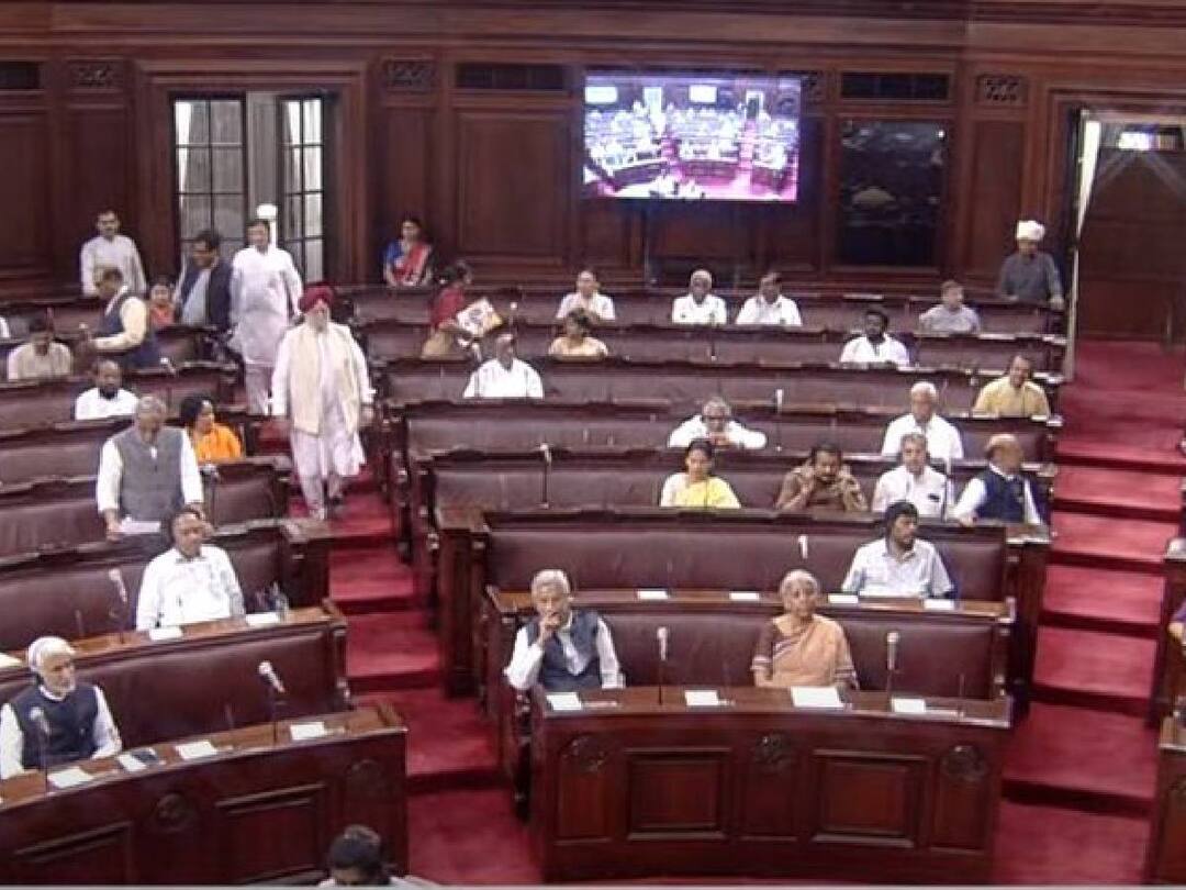 Parliment Monsoon Session: பிரதமர் மோடிக்கு எதிராக நம்பிக்கை இல்லா தீர்மானமா? தொடர்ந்து 4 வது நாளாக முடங்கிய மக்களவை!