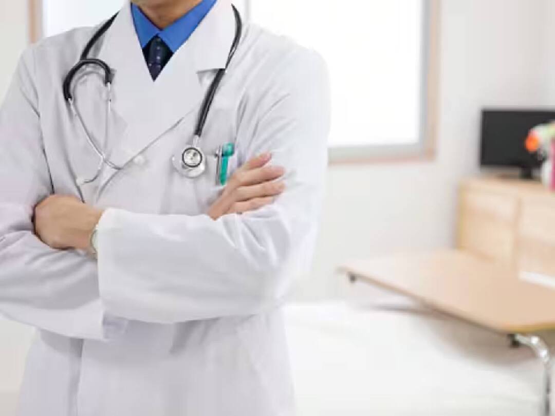 Medical Counselling: தொடங்கியது மருத்துவப் படிப்புகளுக்கான கலந்தாய்வு.. எத்தனை இடங்கள்.. முழு விவரம் இதோ.. General Category Counseling for MBBS, BDS Medical Courses has started today will continue until July 31. Medical Counselling: தொடங்கியது மருத்துவப் படிப்புகளுக்கான கலந்தாய்வு.. எத்தனை இடங்கள்.. முழு விவரம் இதோ..