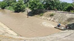 बाढ़ के बीच घटते भूजल स्तर ने बढ़ाई दिल्ली वालों की चिंता, जानें क्या उपाय कर रही सरकार