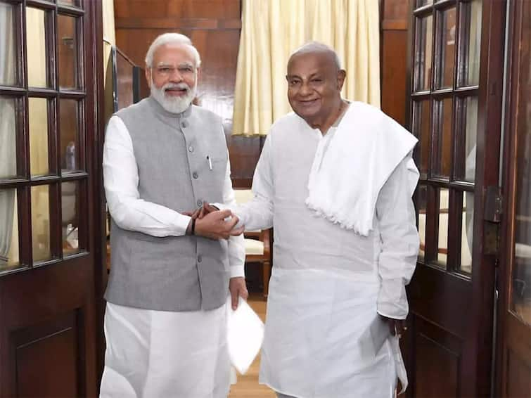 JDS leader and former PM HD Deve Gowda Says His Party Will Contest Lok Sabha Polls Independently Deve Gowda: பாஜகவுக்கு ஷாக் கொடுத்த தேவகவுடா..கூட்டணியில் குழப்பம்..நடந்தது என்ன?