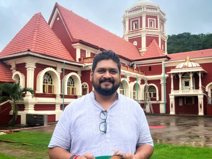 Om Raut Shares first Tweet After Adipurush Flopped Visits Temples in Goa Adipurush के फ्लॉप होने के बाद डायरेक्टर ओम राउत ने किया पहला ट्वीट, बचपन की यादें की ताजा