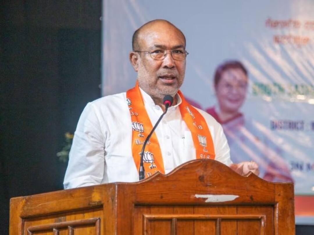 హైకమాండ్ చెప్తే తప్ప రాజీనామా చేసే ప్రసక్తే లేదు, ఒకే ఒక అత్యాచార కేసు నమోదైంది - మణిపూర్ సీఎం Manipur Violence 'There is no question of resignation untill the centre says', Says Manipur CM N Biren Singh హైకమాండ్ చెప్తే తప్ప రాజీనామా చేసే ప్రసక్తే లేదు, ఒకే ఒక అత్యాచార కేసు నమోదైంది - మణిపూర్ సీఎం
