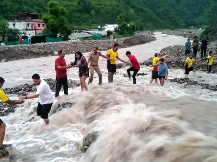 दिल्ली-NCR में तूफानी बारिश! यूपी-उत्तराखंड समेत इन राज्यों के लिए चेतावनी, जानें मौसम अपडेट