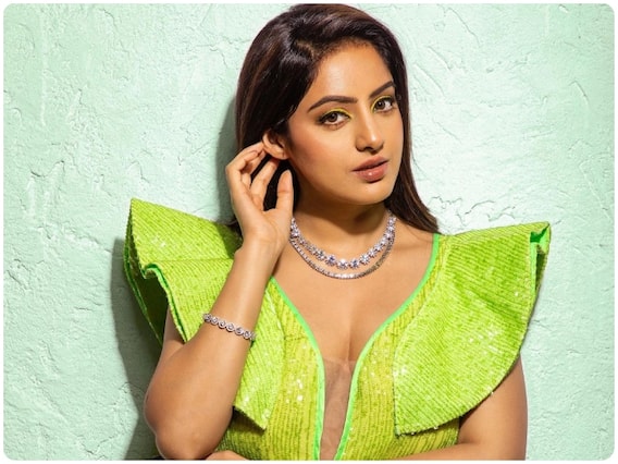 Deepika Singh Birthday: डायरेक्टर पर दिल हारीं तो को-स्टार को जड़ा थप्पड़, पढ़ें 'दीया और बाती हम' की संध्या बींदणी के किस्से