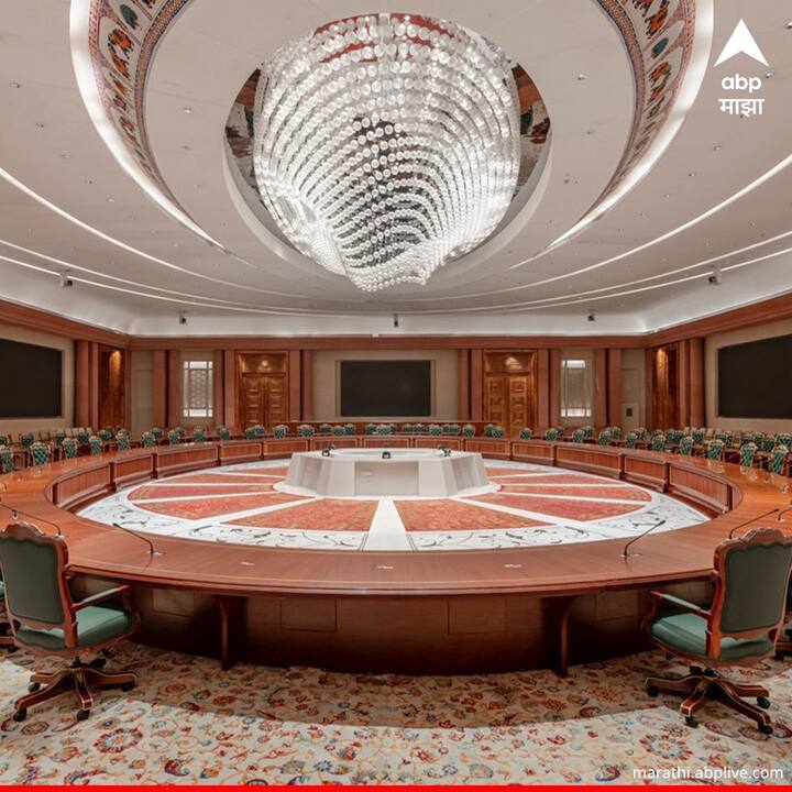 कॉम्प्लेक्समध्ये बहुउद्देशीय हॉल आणि प्लेनरी हॉलची एकत्रित क्षमता 7,000 आहे, जी ऑस्ट्रेलियातील सिडनी ऑपेरा हाऊसपेक्षा जास्त आहे. त्याच्या भव्य अॅम्फीथिएटरमध्ये 3,000 लोक बसू शकतात.