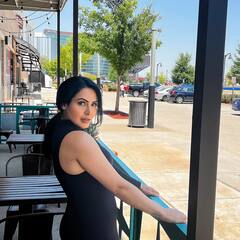 మత్తెక్కించే చూపులతో మెస్మరైజ్ చేస్తోన్న నందిని రాయ్