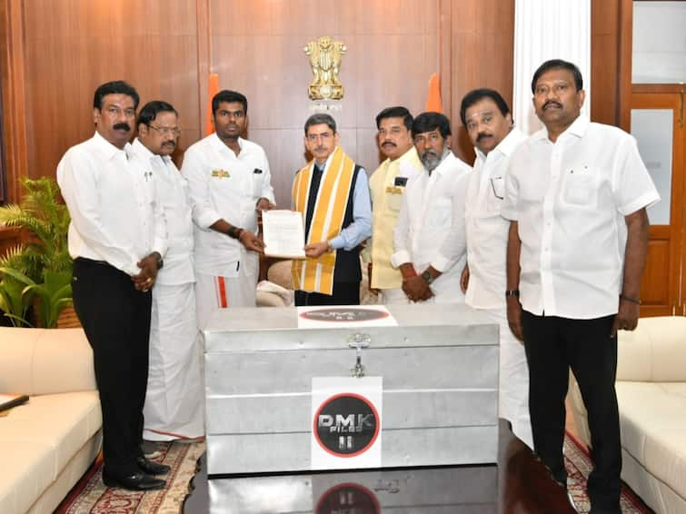 DMK Files 2.0: TN BJP Chief Annamalai Submits Documents For 3 Scams Valued At Rs 5600 Cr To TN Guv DMK Files 2.0: TN BJP Chief Annamalai Submits Documents On '3 Scams' Worth Rs 5,600 Crore To Governor