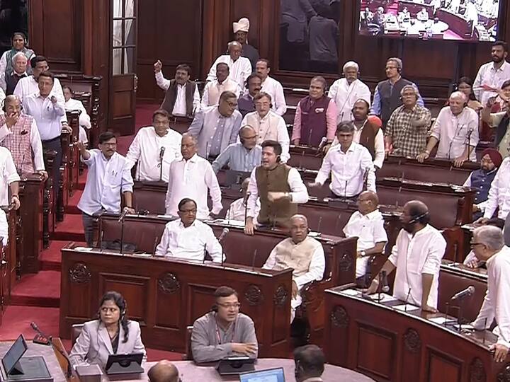 manipur violence parliament monsoon session both houses adjourned till 11 am tomorrow marathi news Manipur Violence : मणिपूरच्या मुद्द्यावरून संसदेचं कामकाज स्थगित, विरोधकांचा पुन्हा गोंधळ; आज संसदेत काय घडलं?