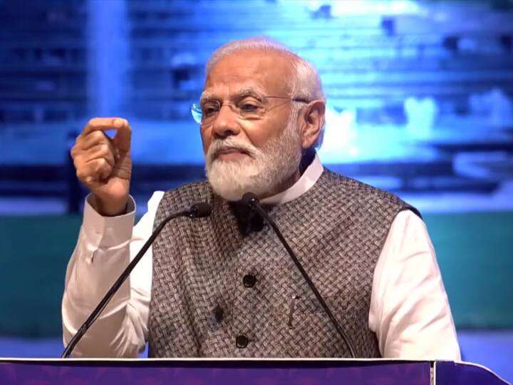 PM Narendra Modi Makes Strong Pitch for Third Term Amidst No Confidence Motion of Opposition INDIA Congress Reacts Congress Vs BJP: विपक्षी 'INDIA' के अविश्वास प्रस्ताव के बीच पीएम मोदी ने तीसरे कार्यकाल का किया दावा, क्या बोली कांग्रेस