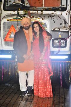 Gadar 2 Trailer: सकीना के साथ ट्रक से 'गदर 2' का ट्रेलर लॉन्च करने पहुंचे 'तारा सिंह', ढोल नगाड़ों पर जमकर किया डांस