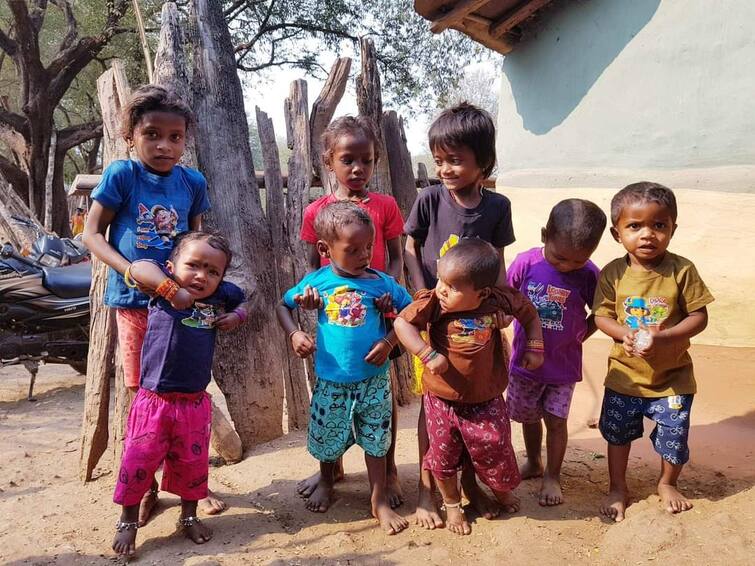 Chhattisgarh nutrition rehabilitation central malnourished children nutrition campaign  contract workers strike ANN Nutrition Rehabilitation Center: संविदा कर्मचारियों के हड़ताल से बस्तर सुपोषण अभियान में पड़ रहा बुरा असर, केंद्रों में लगे ताले