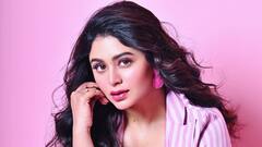 শ্যুটিংয়ের ব্যস্ততা মিটিয়েই স্কুলে ছুটলেন ঋতাভরী, আবার কেক-উপহার, জন্মদিন পালন