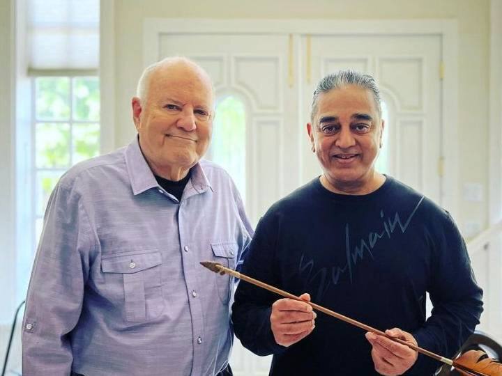 Kamal Haasan meets Oscar-winning makeup artist Michael Westmore Kamalhassan: அமெரிக்கா பறந்த கமல்ஹாசன்.. யாரை மீட் பண்ணிட்டு வந்திருக்கார் தெரியுமா? வாவ்..