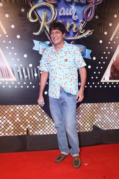 Rocky Aur Rani Kii Prem Kahaani Premiere: অনন্য়া-সারা থেকে অভিষেক-জয়া, 'রকি অউর রানি কী প্রেম কাহানি'-র প্রিমিয়ারে বসল চাঁদের হাট