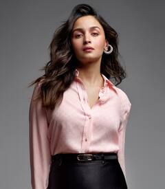 Photos : આલિયા ભટ્ટ પોતાની બેગમાં રાખે છે આ 'ખજાનો'