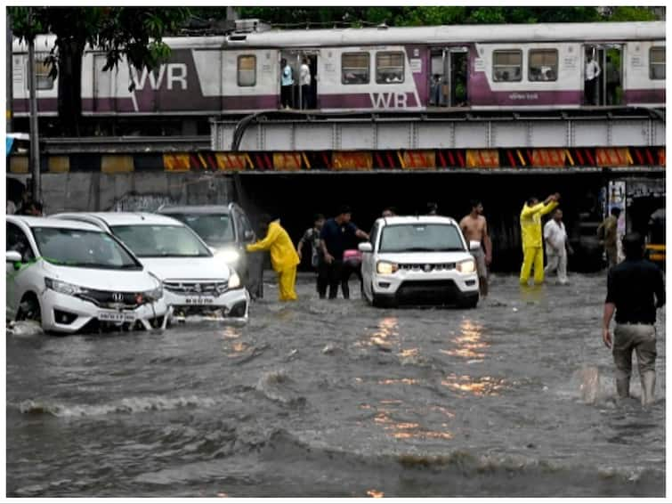 38 Dead In Karnataka, Red Alert In Mumbai, Roads Damaged In Telangana