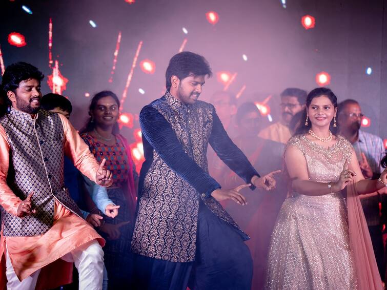 Playing songs in wedding ceremonies is not a copyright thing, union govt clarifies Songs Copy Right: అక్కడ పాటలు పెడితే కాపీరైట్‌ ఉల్లంఘన కిందకు రాదు - కేంద్రం స్పష్టత