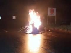 सुभाष मुंडा की हत्या से रांची में बवाल, भीड़ ने SP को जड़े थप्पड़, तोड़फोड़ के बाद की आगजनी