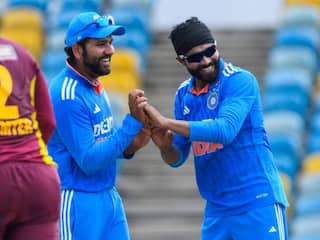 IND vs WI 1st ODI: जडेजा-कुलदीपच्या जाळ्यात विडिंज, 114 धावांत कॅरेबिअनचा खुर्दा
