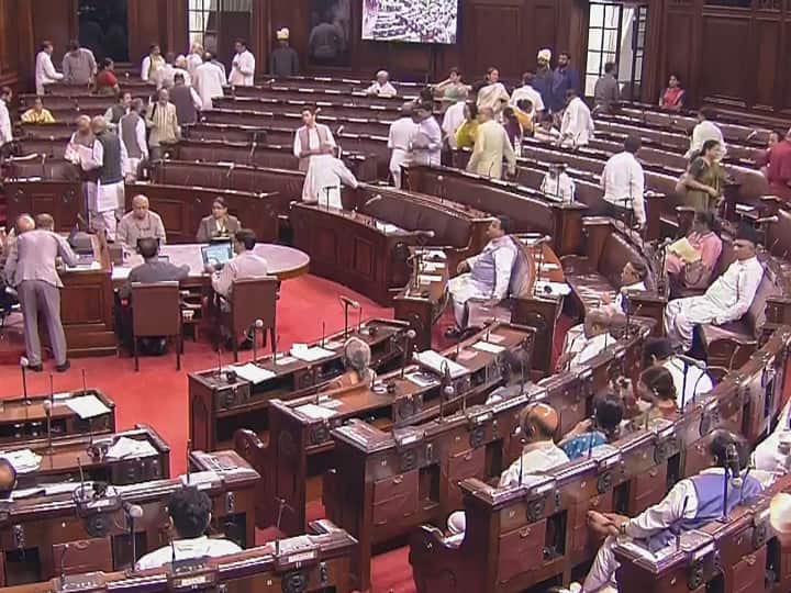 Opposition MPs raised INDIA-INDIA slogans in response to Modi-Modi slogans sought PM Modi answer on Manipur Violence in Parliament संसद में मोदी-मोदी के नारों के जवाब में विपक्षी सांसदों ने लगाए INDIA-INDIA के नारे, मणिपुर पर मांगा जवाब