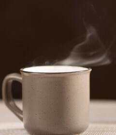 Health News: ਕੀ ਸੱਚਮੁੱਚ ਸਵੇਰੇ ਖਾਲੀ ਪੇਟ ਗਰਮ ਪਾਣੀ ਪੀਣਾ ਜ਼ਰੂਰੀ ਹੈ? ਜਾਣੋ