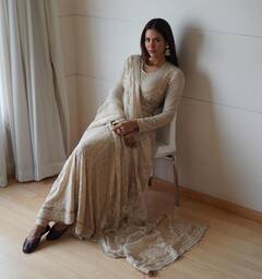 ਸੋਨਮ ਬਾਜਵਾ ਦੀ ਸਾਦਗੀ ਨੇ ਜਿੱਤਿਆ ਦਿਲ, ਅਦਾਕਾਰਾ ਦੀਆਂ ਤਸਵੀਰਾਂ ਦੇਖ ਫੈਨਜ਼ ਬੋਲੇ- 'ਇੰਡੀਅਨ ਬਾਰਬੀ'