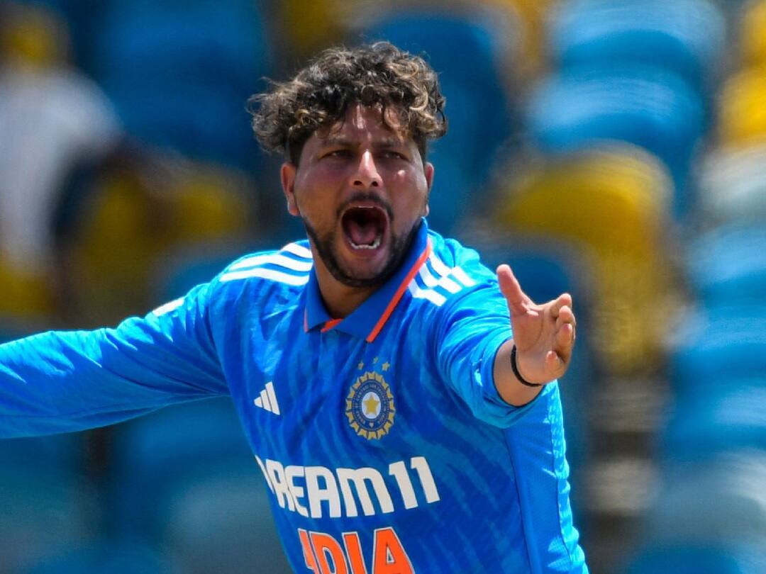 IND vs WI 1st ODI West Indies all-out 114 runs against India Kuldeep Yadav Ravindra Jadeja IND vs WI 1st ODI: 25 ஓவர்கள் கூட தாக்குபிடிக்கல.. 114 ரன்களுக்கு வெஸ்ட் இண்டீஸ் ஆல்-அவுட்; இந்தியா அபார பந்து வீச்சு