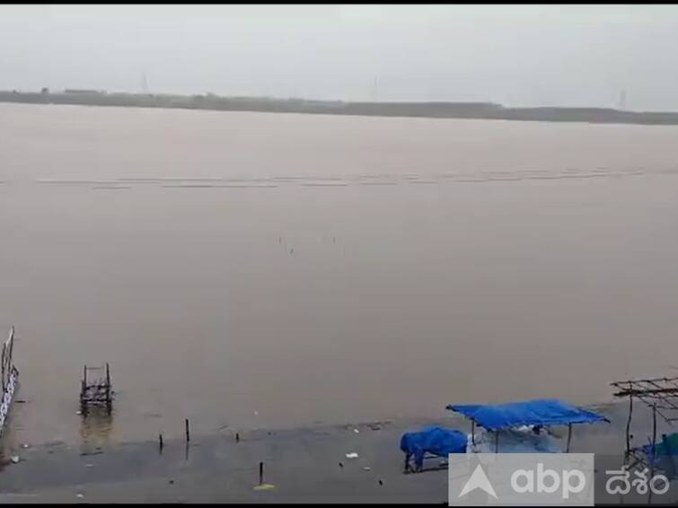 Torrential rain is continuing in Telangana - Overflowing Godavari తెలంగాణలో కుండపోత- స్తంభించిపోయిన జనజీవనం - ఉప్పొంగి ప్రవహిస్తున్న గోదావరి