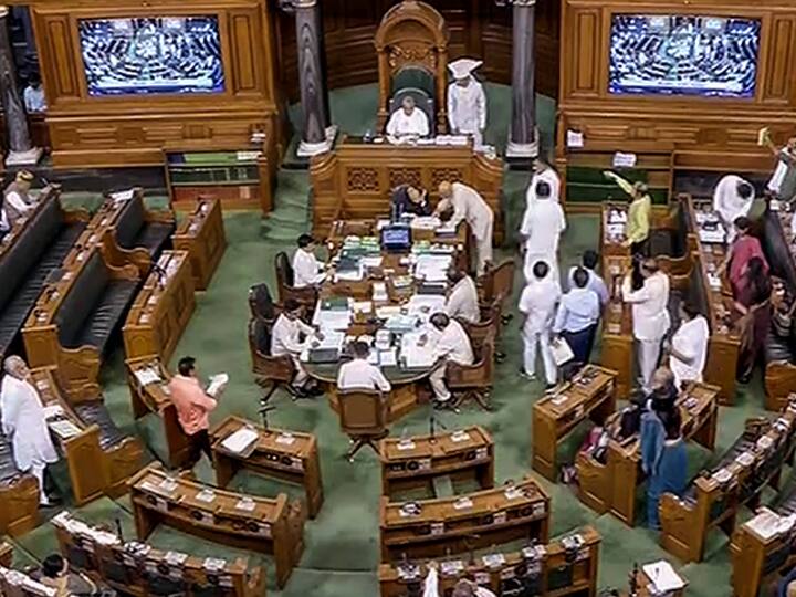 Lok Sabha passes Jan Vishwas Amendment of Provisions Bill 2023 for Ease of doing business and Ease of life लोकसभा से पास हुआ जन विश्वास बिल, कई कानूनों में होगा बदलाव- जानें किसे मिलेगा फायदा