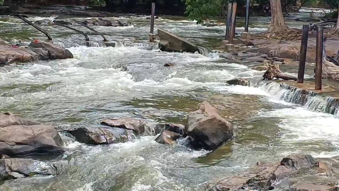 கர்நாடக அணைகளில் தண்ணீர் திறப்பு; பிலிகுண்டுலுவுக்கு 14 ஆயிரம் கன அடியாக நீர்வரத்து அதிகரிப்பு