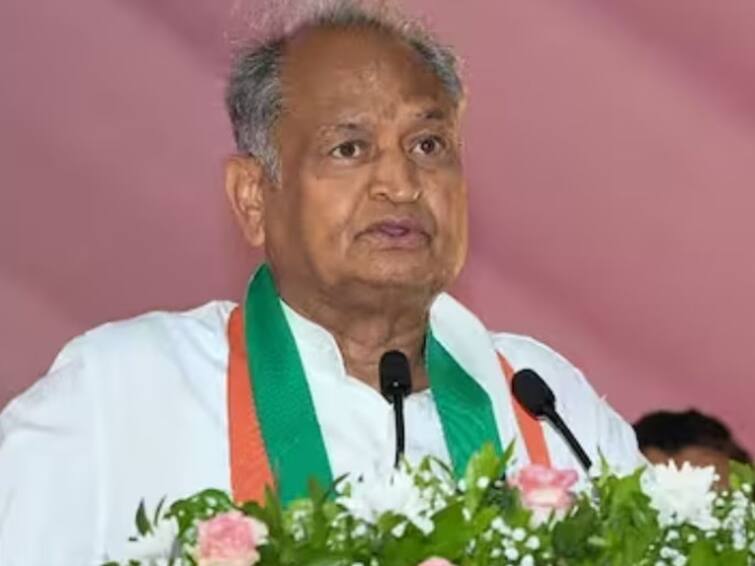 PM Modi Rajasthan Visit 'My Address Removed, Claims CM Gehlot Ahead Of PM Modi's Event, PMO Responds ప్రధాని రాజస్థాన్ పర్యటనలో ప్రోటోకాల్ గొడవ, తన స్పీచ్‌ స్లాట్‌ని తొలగించారని గహ్లోట్ అసహనం