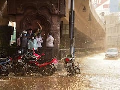 సైబరాబాద్‌లోని వాహనదారులకు అలర్ట్- వర్షంలో బండి ఆగిపోతే 83339 93360కి కాల్‌ చేయండి